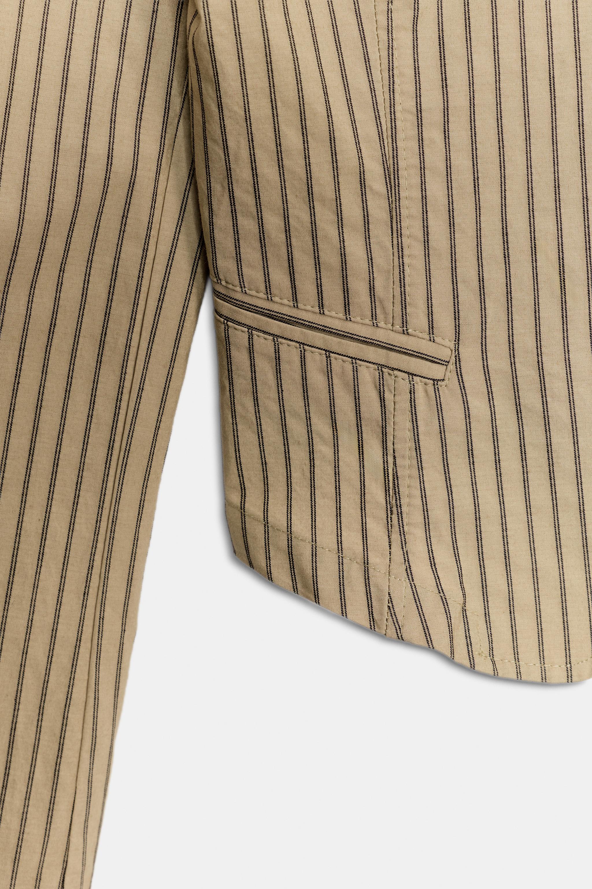 BLAZER RAYÉ À FERMETURE CROISÉE